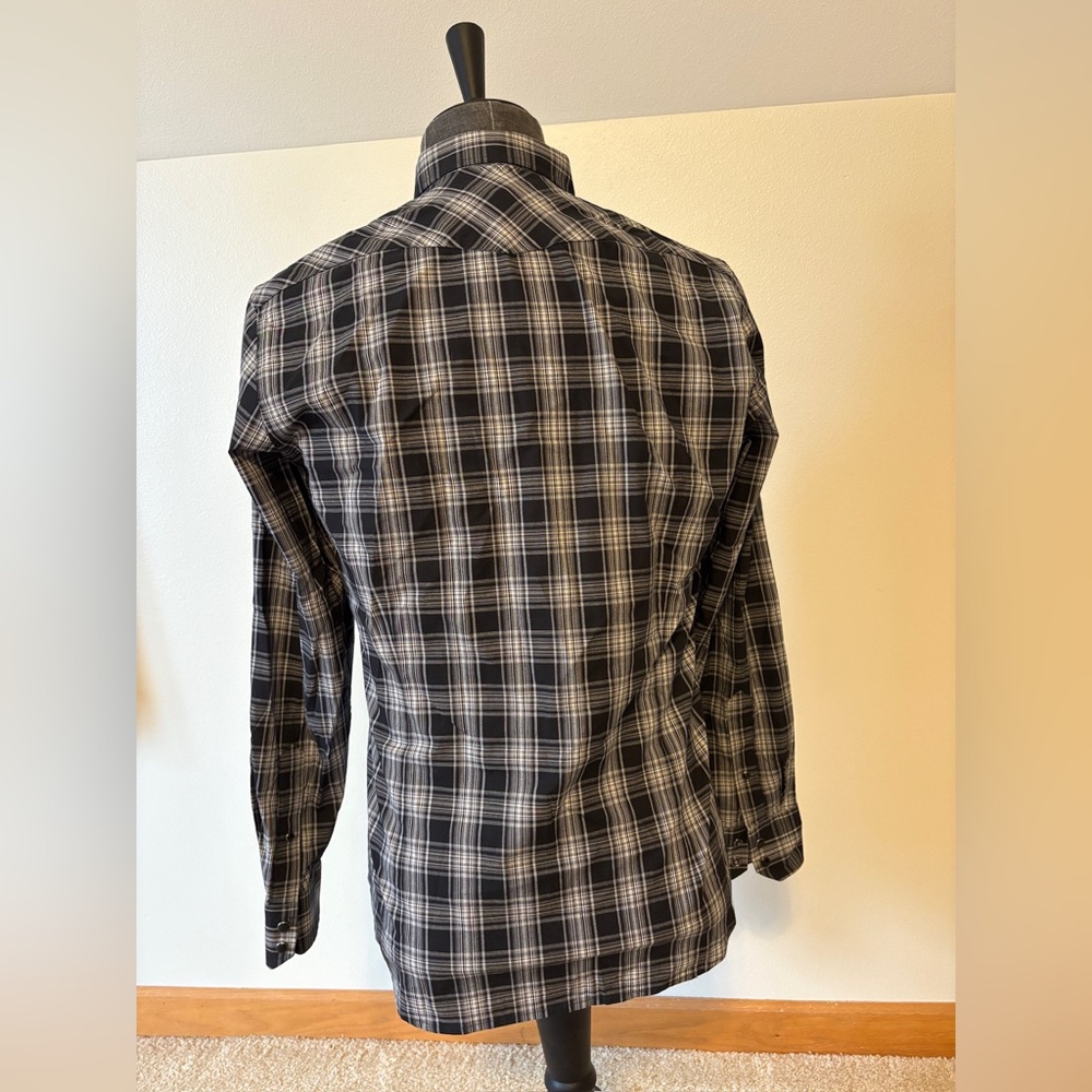 Banana Republic Black and White Gingham Casual Shirt - Picture 2 of 4